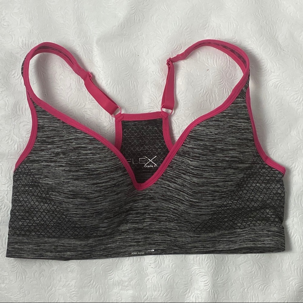 🎉 Cute FLEX Own It Padded Underwire Sports Bra